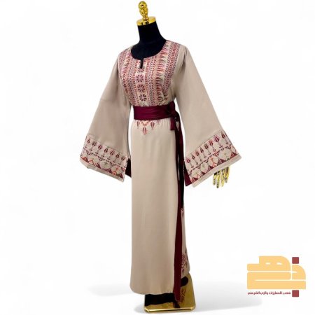 بيج تطريز خمري